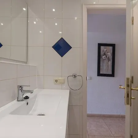 Santa Maria 67 - Two Bed * Costa Adeje (Tenerife)